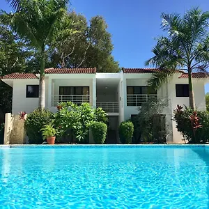 Coral Blanco Hotel